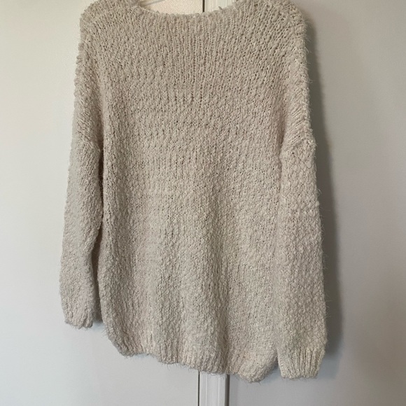 Altar’d State Sydney Popcorn Pullover, Cream, Size M/L - Picture 5 of 7